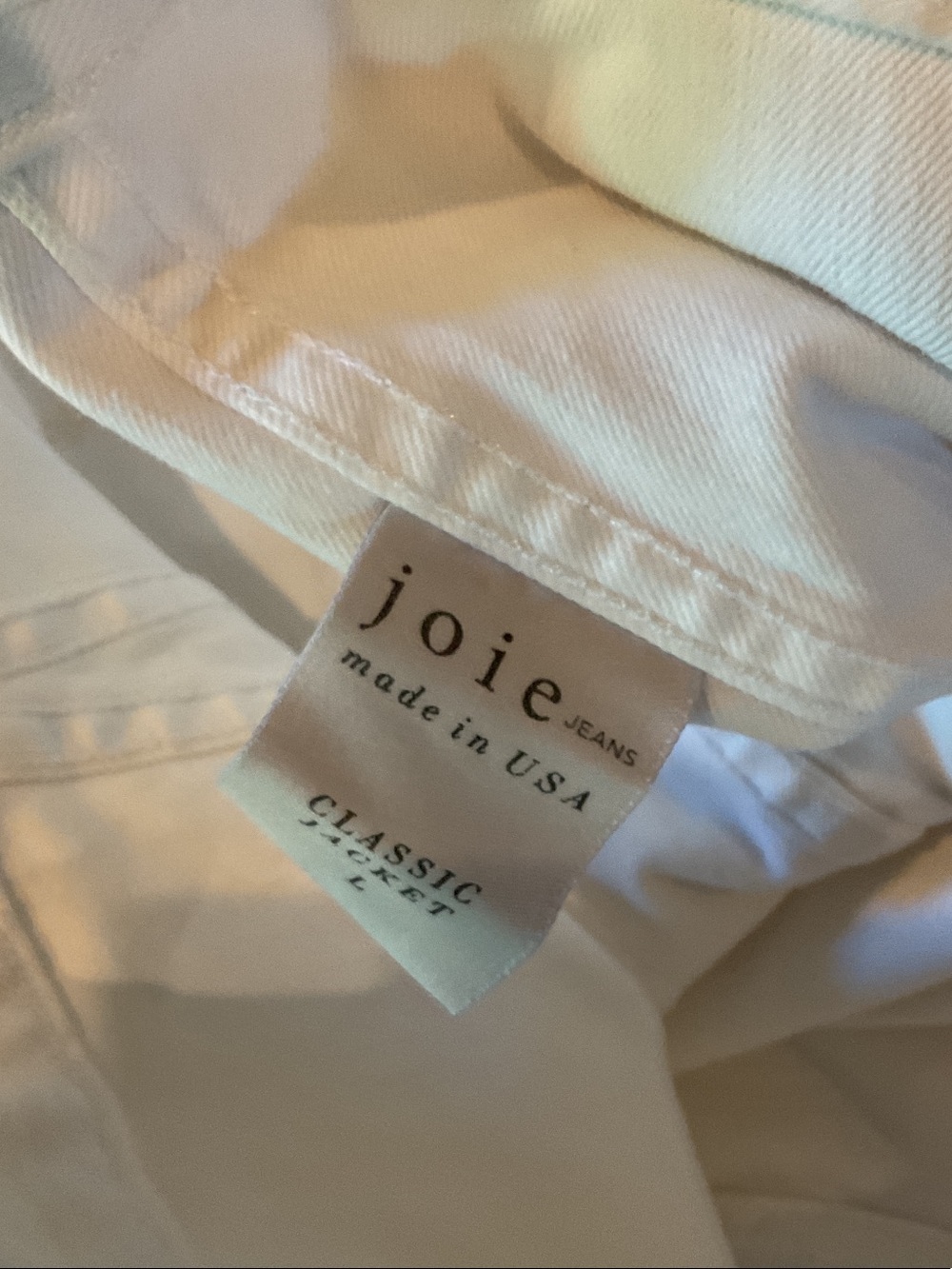 Joie White Lightweight Jean Jacket like new has dirt smudge back large NWOT - Picture 10 of 16